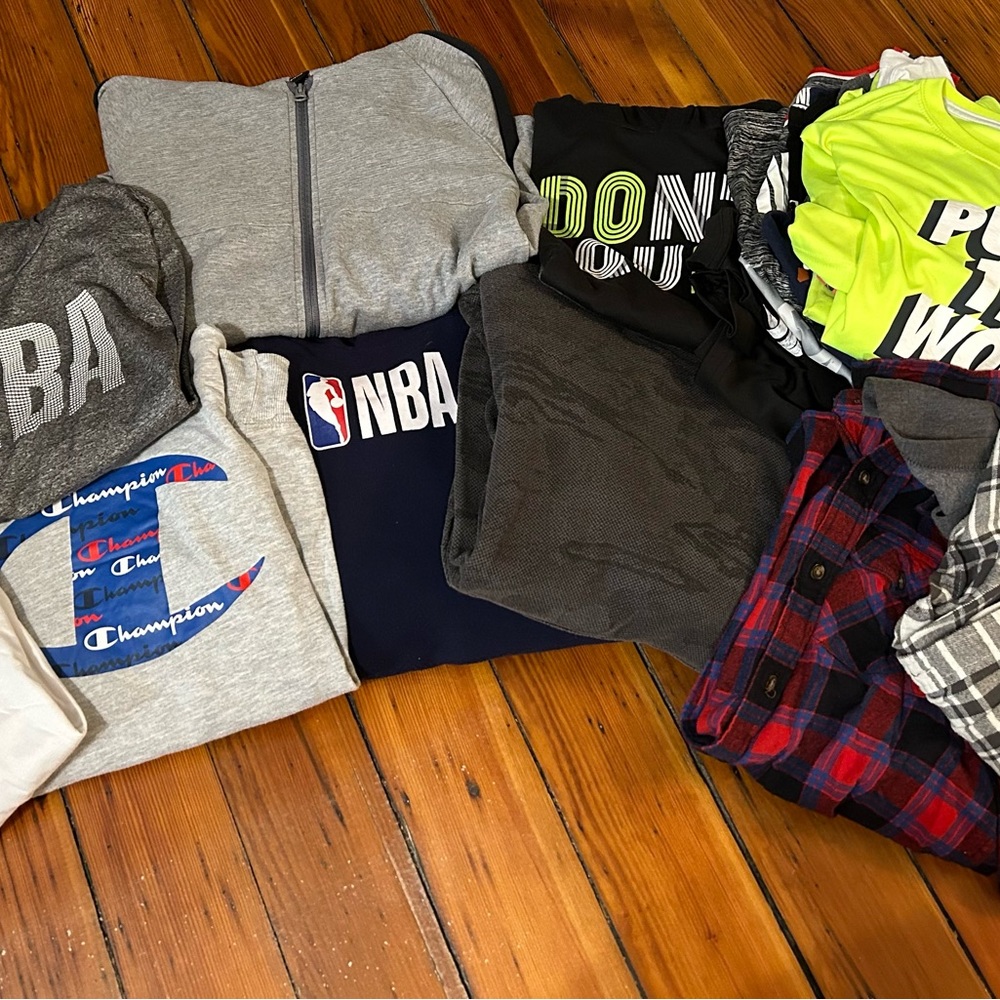 Huge Boys Lot of Nike, NBA, Old Navy and Others Lot of Clothes